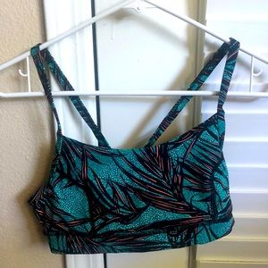 lululemln size 8 bra with mesh